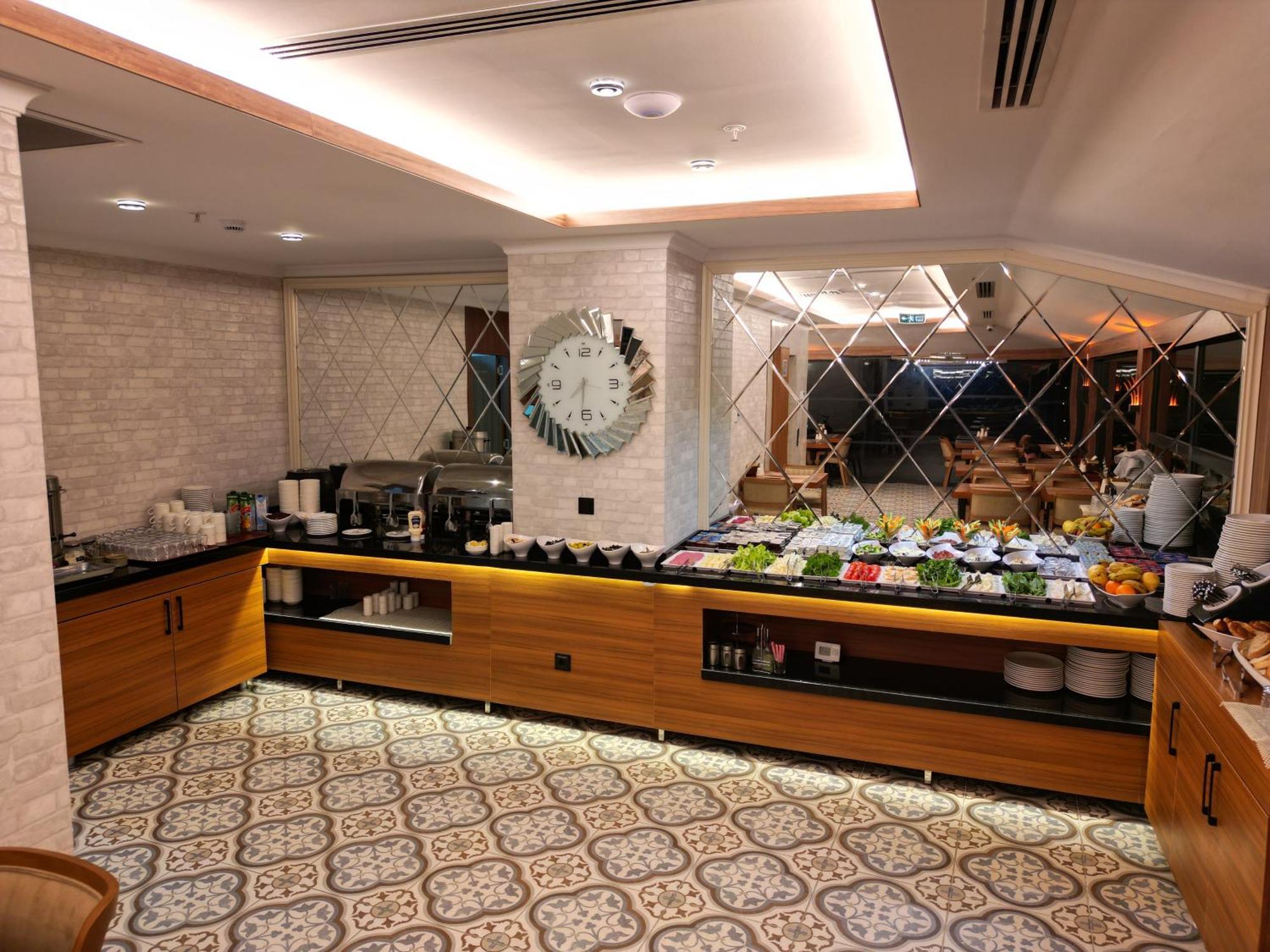 By Otel Niluefer Bursa Exteriér fotografie
